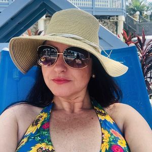 Meet your Posher, Andreia